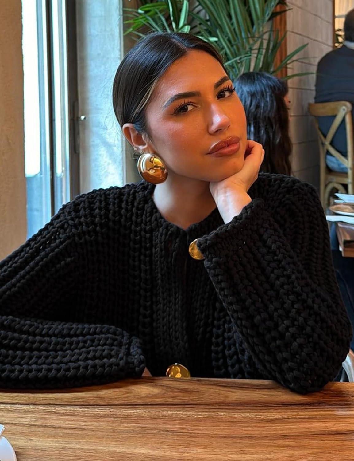 Arssm Womens Cropped Cardigan Sweaters Chunky Open Front Button Down Knit Sweater Long Sleeve Loose Cardigan Outerwear(Black)